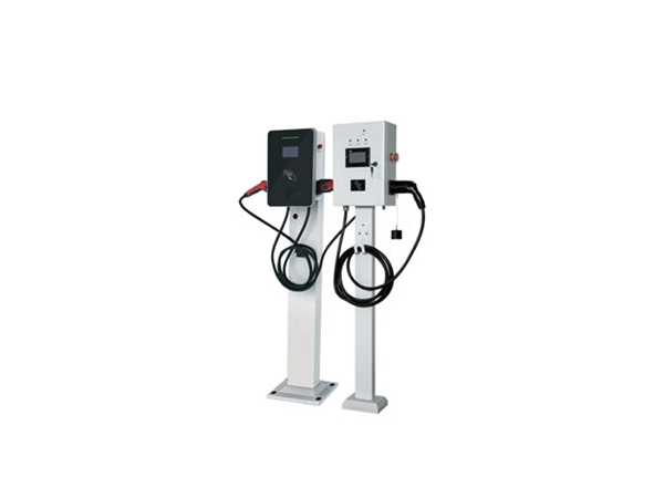 藍(lán)業(yè)101充電樁（指導(dǎo)價(jià)：$300）