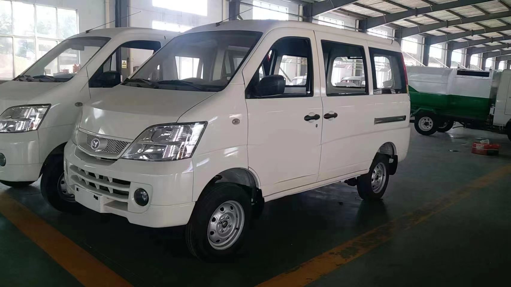 藍(lán)業(yè)M5（指導(dǎo)價(jià)：$1,500）